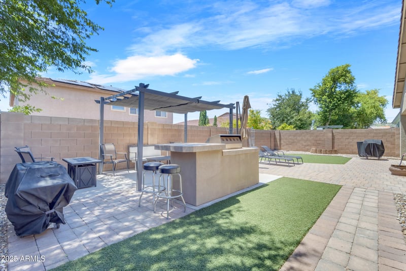 9223 Hedge Hog Pl, Peoria, AZ 85383