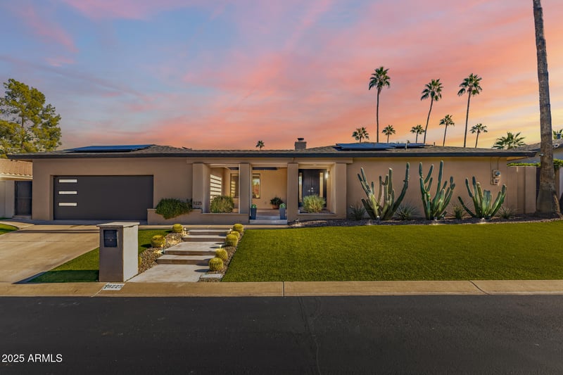 9225 Arroya Vista Dr, Phoenix, AZ 85028
