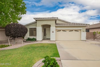 9225 Runion Dr, Peoria, AZ 85382