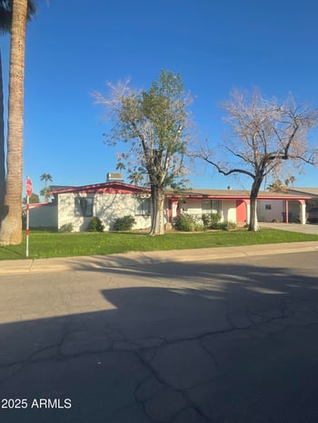 9227 36th Dr, Phoenix, AZ 85051