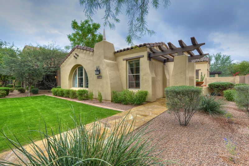 9227 E Desert Vw, Scottsdale, AZ 85255