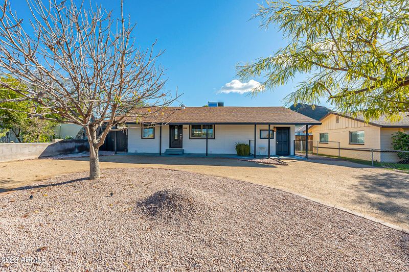 9227 N 13th St, Phoenix, AZ 85020