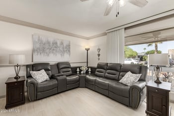 9227 Meadow Hills Dr, Sun City, AZ 85351