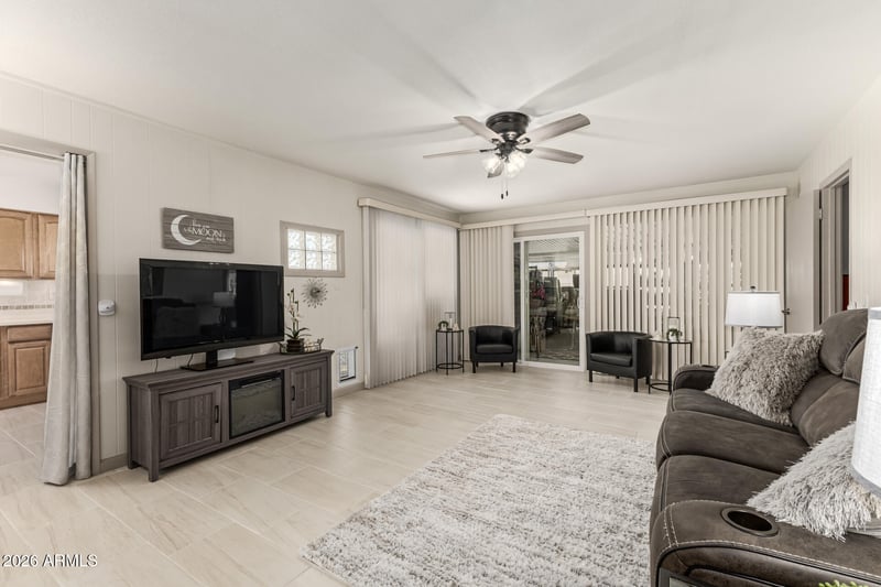 9227 Meadow Hills Dr, Sun City, AZ 85351