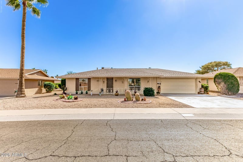 9227 Meadow Hills Dr, Sun City, AZ 85351