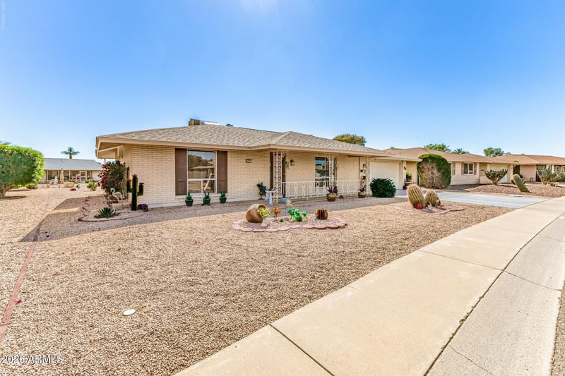 9227 Meadow Hills Dr, Sun City, AZ 85351