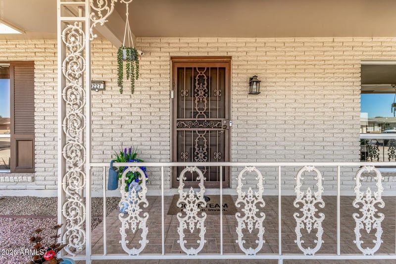 9227 Meadow Hills Dr, Sun City, AZ 85351