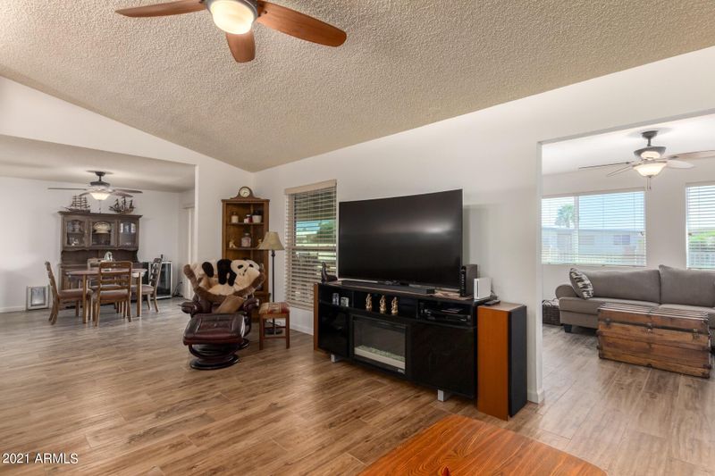9229 E Parkside Dr, Sun Lakes, AZ 85248