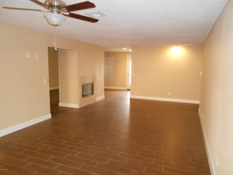 9229 N 28th Pl, Phoenix, AZ 85028