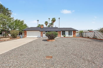 9229 N 40th Dr, Phoenix, AZ 85051