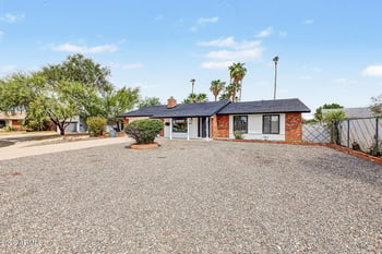 9229 N 40th Dr, Phoenix, AZ 85051