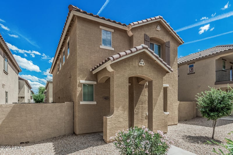 923 Agua Fria Ln, Avondale, AZ 85323