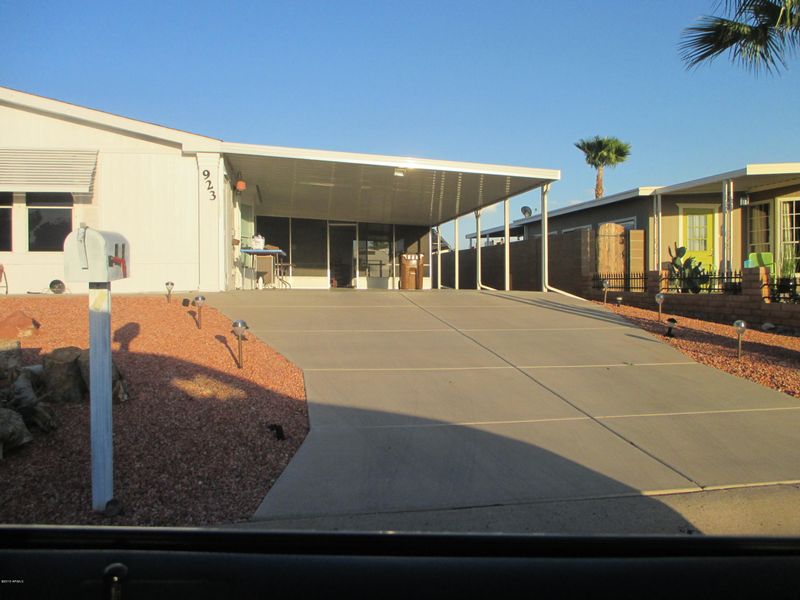 923 S 96th Pl, Mesa, AZ 85208