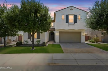 923 W Yellowstone Way, Chandler, AZ 85248
