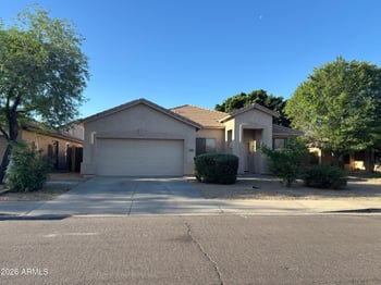 9231 Salter Dr, Peoria, AZ 85382
