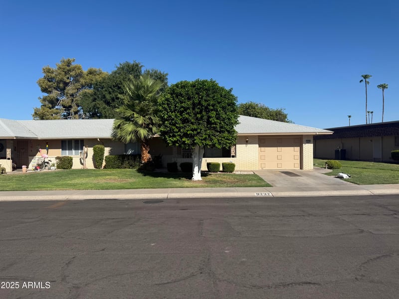 9232 110th Ave, Sun City, AZ 85351