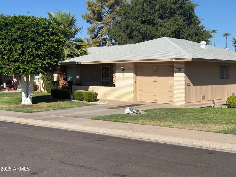 9232 110th Ave, Sun City, AZ 85351