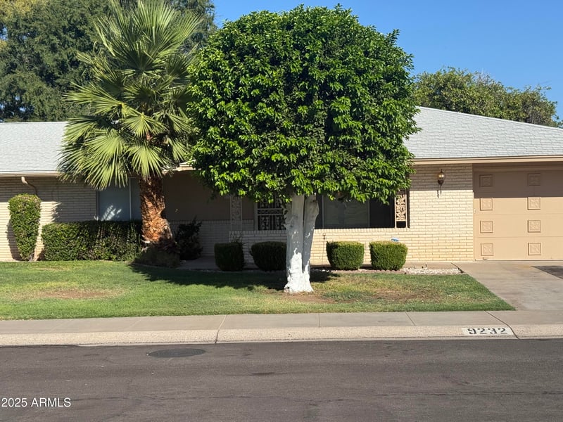 9232 110th Ave, Sun City, AZ 85351