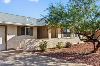9232 Arrowhead Dr, Sun City, AZ 85351