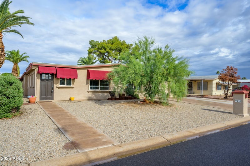 9232 Olive Ln, Sun Lakes, AZ 85248