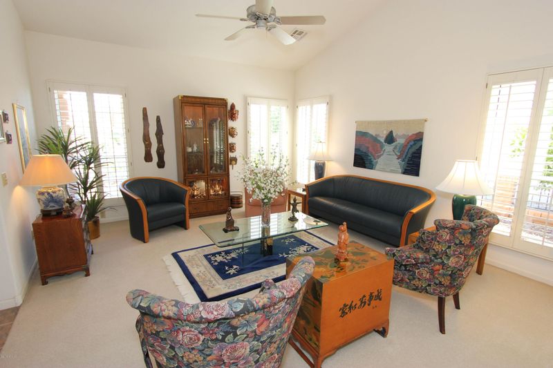 9233 E Cedar Waxwing Dr, Sun Lakes, AZ 85248