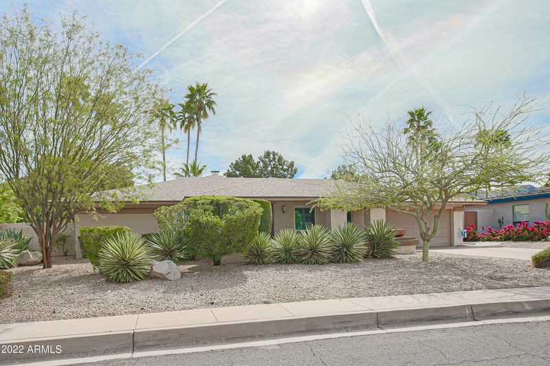 9233 N 33rd Way, Phoenix, AZ 85028