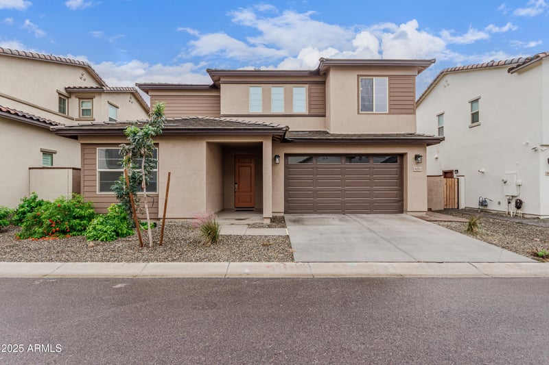 9233 Sebring Ave, Mesa, AZ 85212