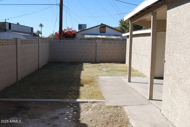 9234 2nd Ave, Phoenix, AZ 85021