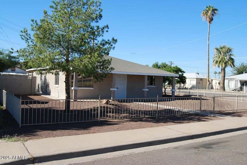 9234 N 2nd Ave, Phoenix, AZ 85021