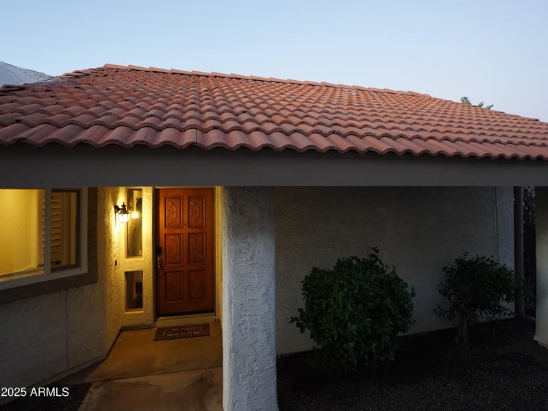 9235 51st Ln, Glendale, AZ 85302