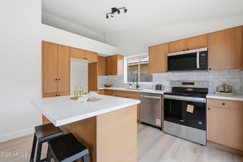 9235 John Cabot Rd, Peoria, AZ 85382