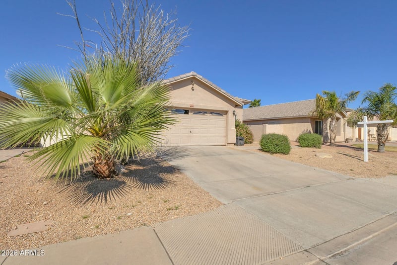 9236 Medina Ave, Mesa, AZ 85209