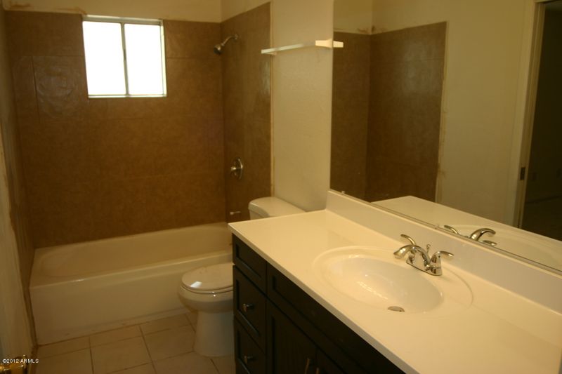 9236 W Mescal St, Peoria, AZ 85345