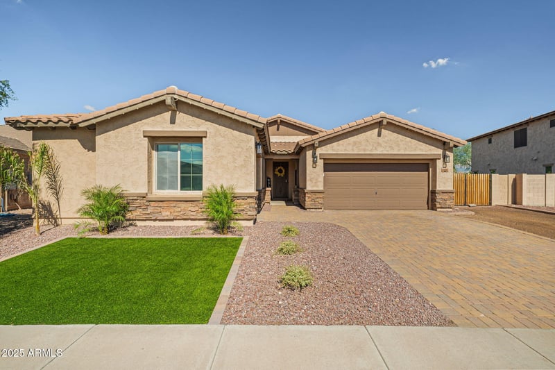 9238 Buckhorn Trl, Peoria, AZ 85383