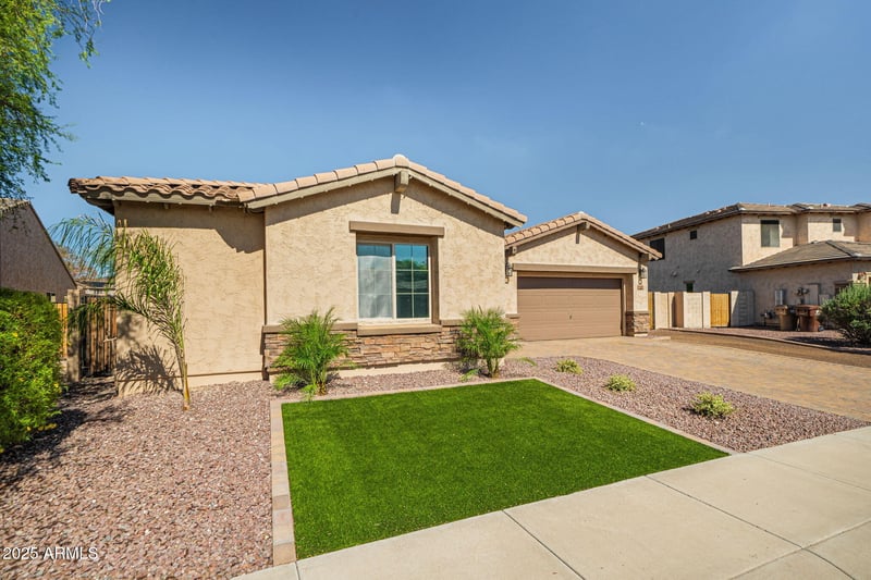 9238 Buckhorn Trl, Peoria, AZ 85383