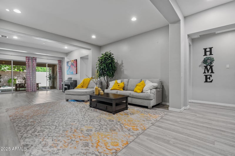 9238 Buckhorn Trl, Peoria, AZ 85383