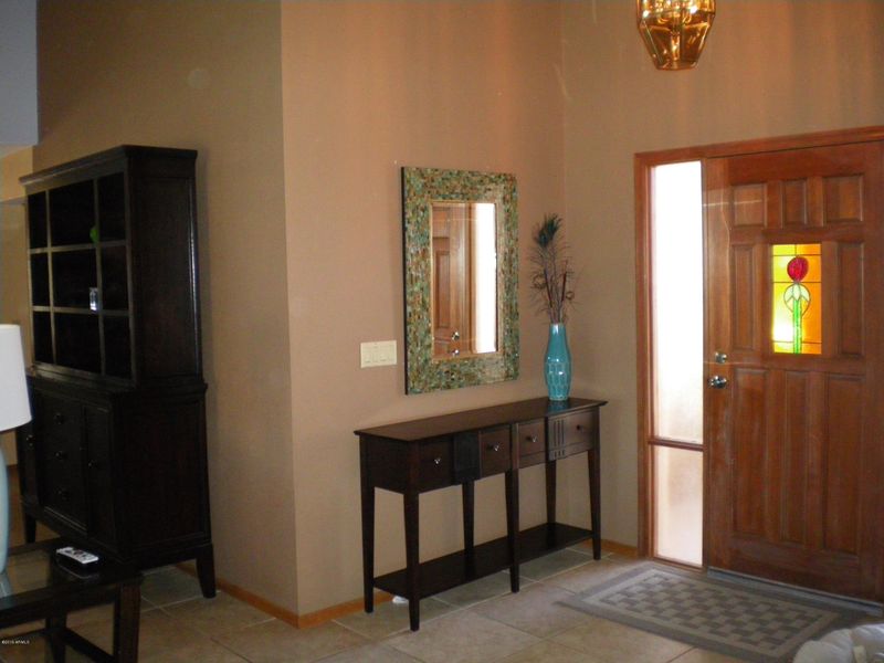 9238 S Heather Dr, Tempe, AZ 85284