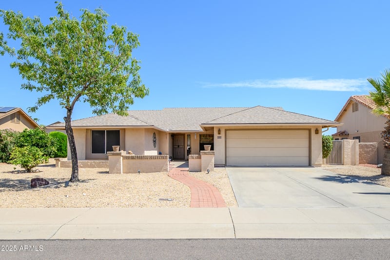 9238 Taro Ln, Peoria, AZ 85382