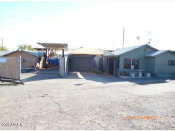 9239 Cave Creek Rd, Phoenix, AZ 85020
