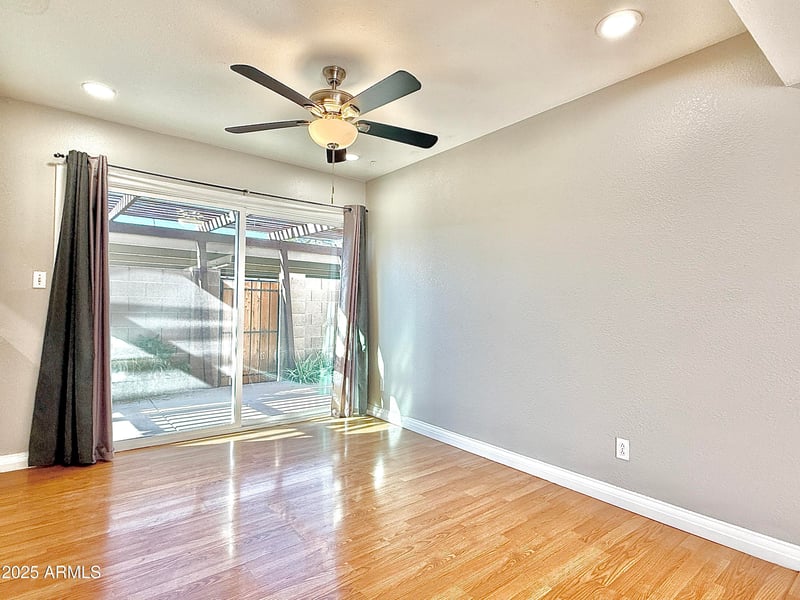 924 Casitas Dr #C, Tempe, AZ 85281