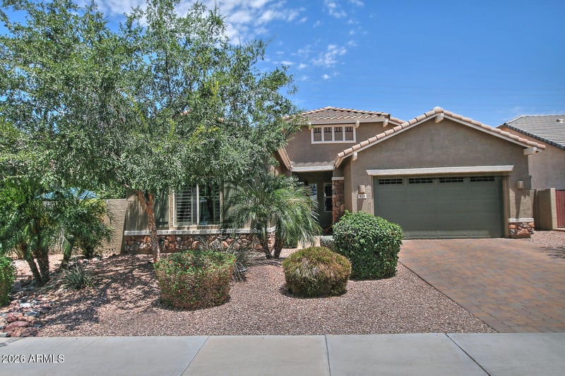 924 E Dumbarton Ave, Gilbert, AZ 85298