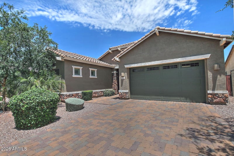 924 E Dumbarton Ave, Gilbert, AZ 85298