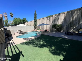 924 Escuda Dr, Phoenix, AZ 85024