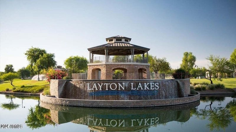 924 E Holbrook St, Gilbert, AZ 85298
