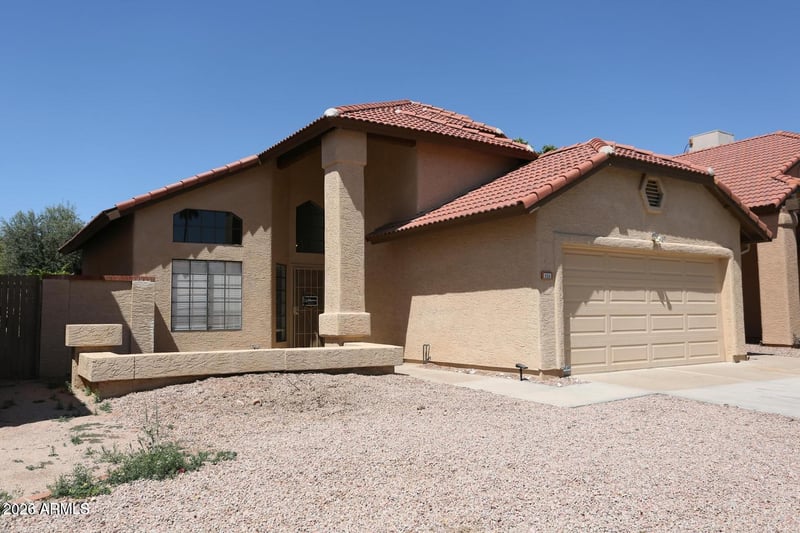 924 Manor Dr, Chandler, AZ 85225