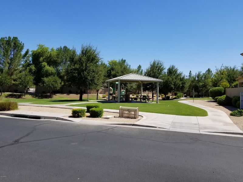 924 E Savannah Dr, Chandler, AZ 85225