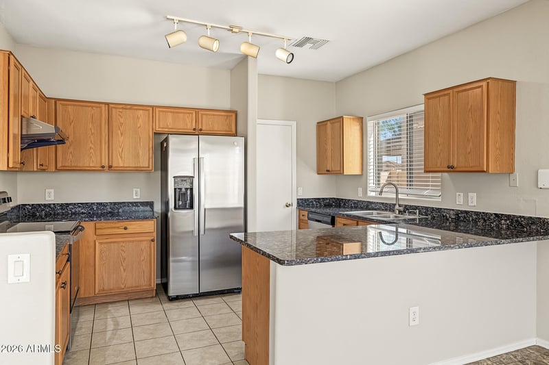 924 S 240th Dr, Buckeye, AZ 85326