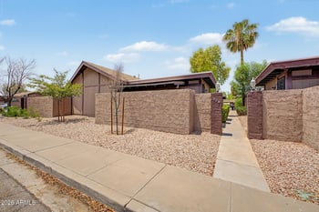924 Hacienda Dr #A, Tempe, AZ 85281