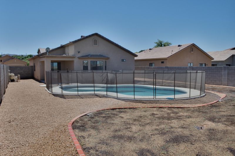 924 W Carter Rd, Phoenix, AZ 85041