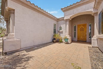 9240 Golden St, Mesa, AZ 85207